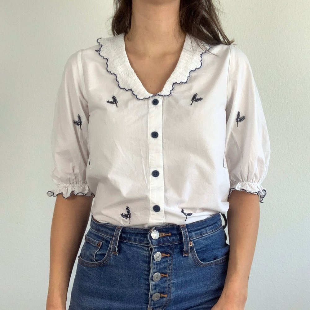 Floral White and Blue Button Up Embroidered Top S - Picture 1 of 12